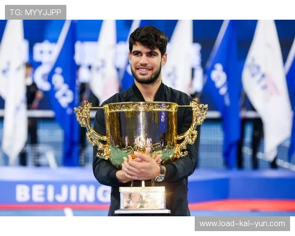 阿尔卡拉斯七月率先锁定总决赛资格,辛纳八月确认入围 阿尔卡拉斯七月率先锁定总决赛资格,辛纳八月确认入围