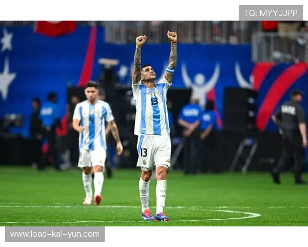 热刺队长罗梅罗社交媒体抨击俱乐部内部问题，指责有人揽功诿过