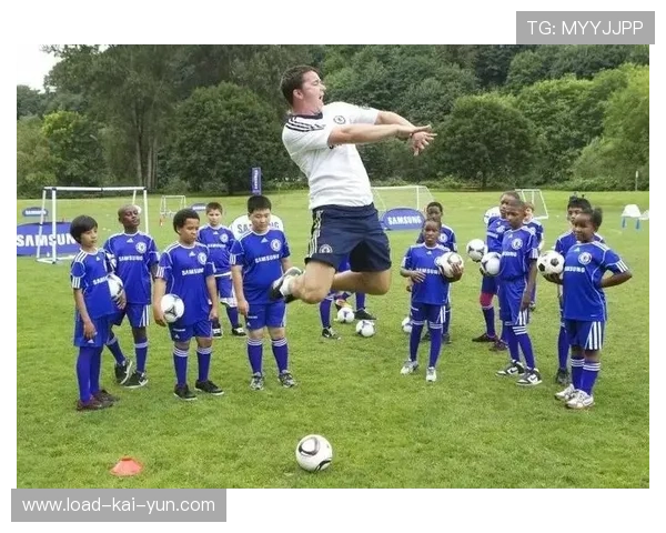 草根足球发展，英超俱乐部社区投入